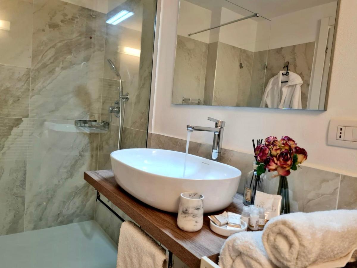 Alma Garda Home Sirmione Exteriör bild