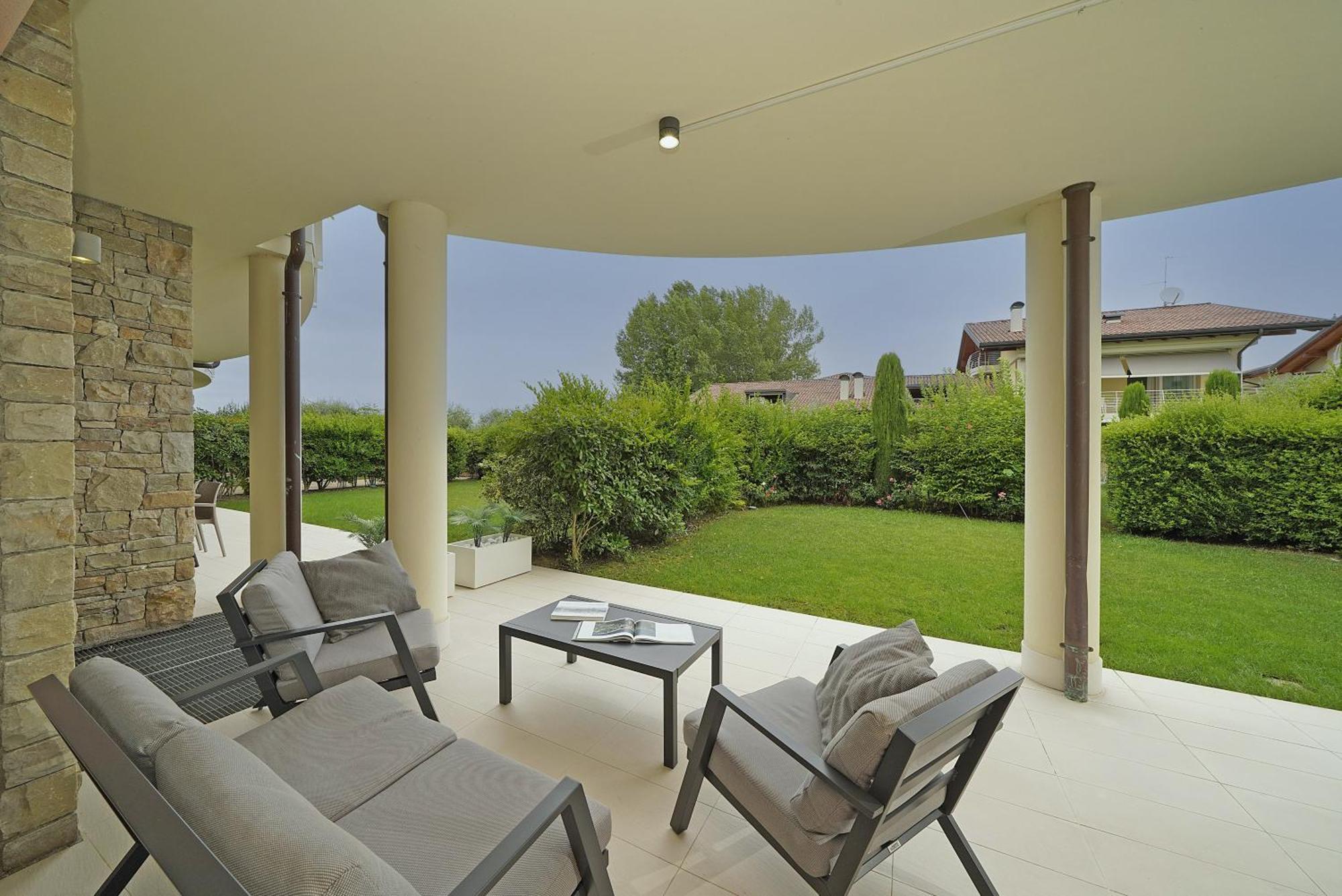 Alma Garda Home Sirmione Exteriör bild