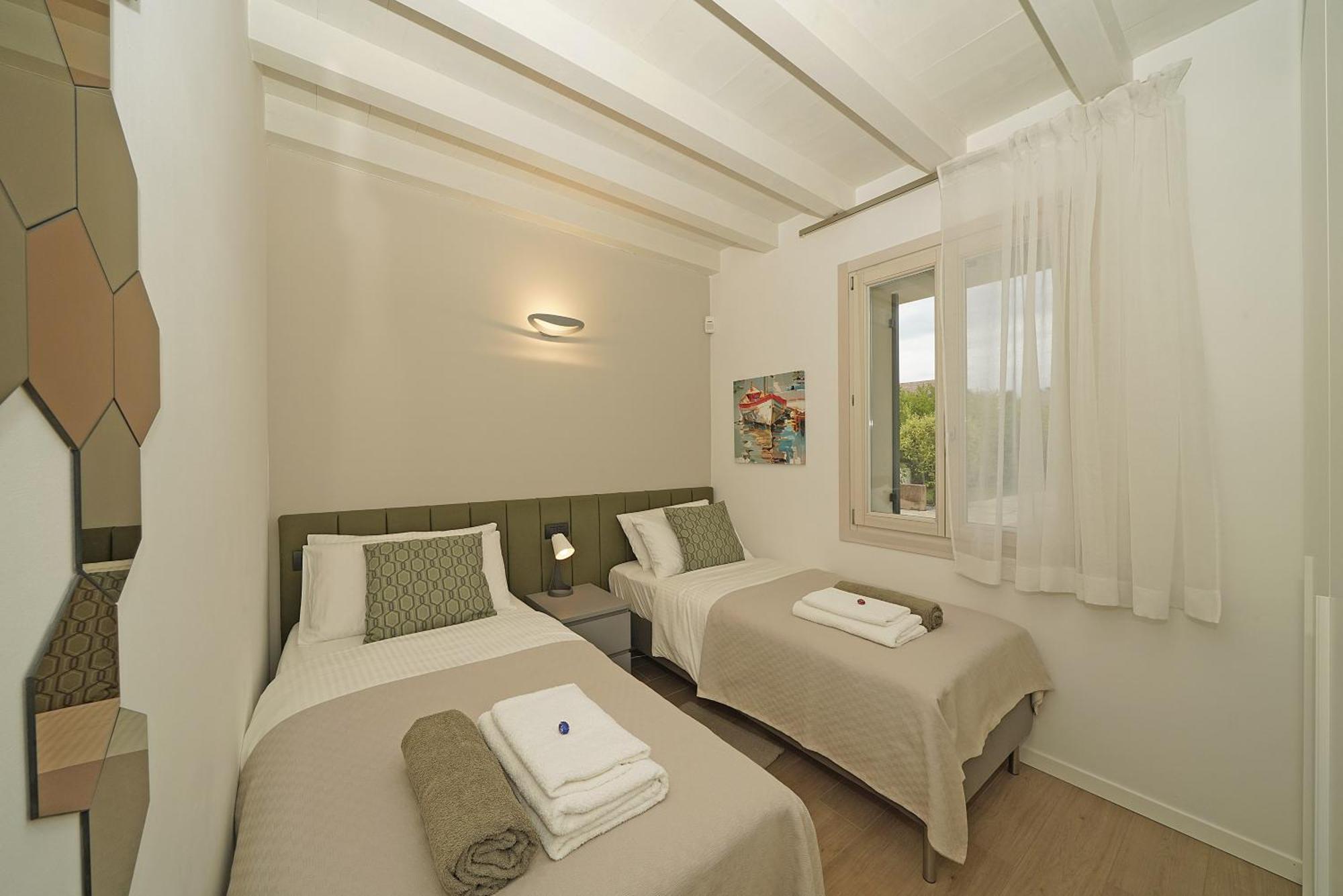 Alma Garda Home Sirmione Exteriör bild