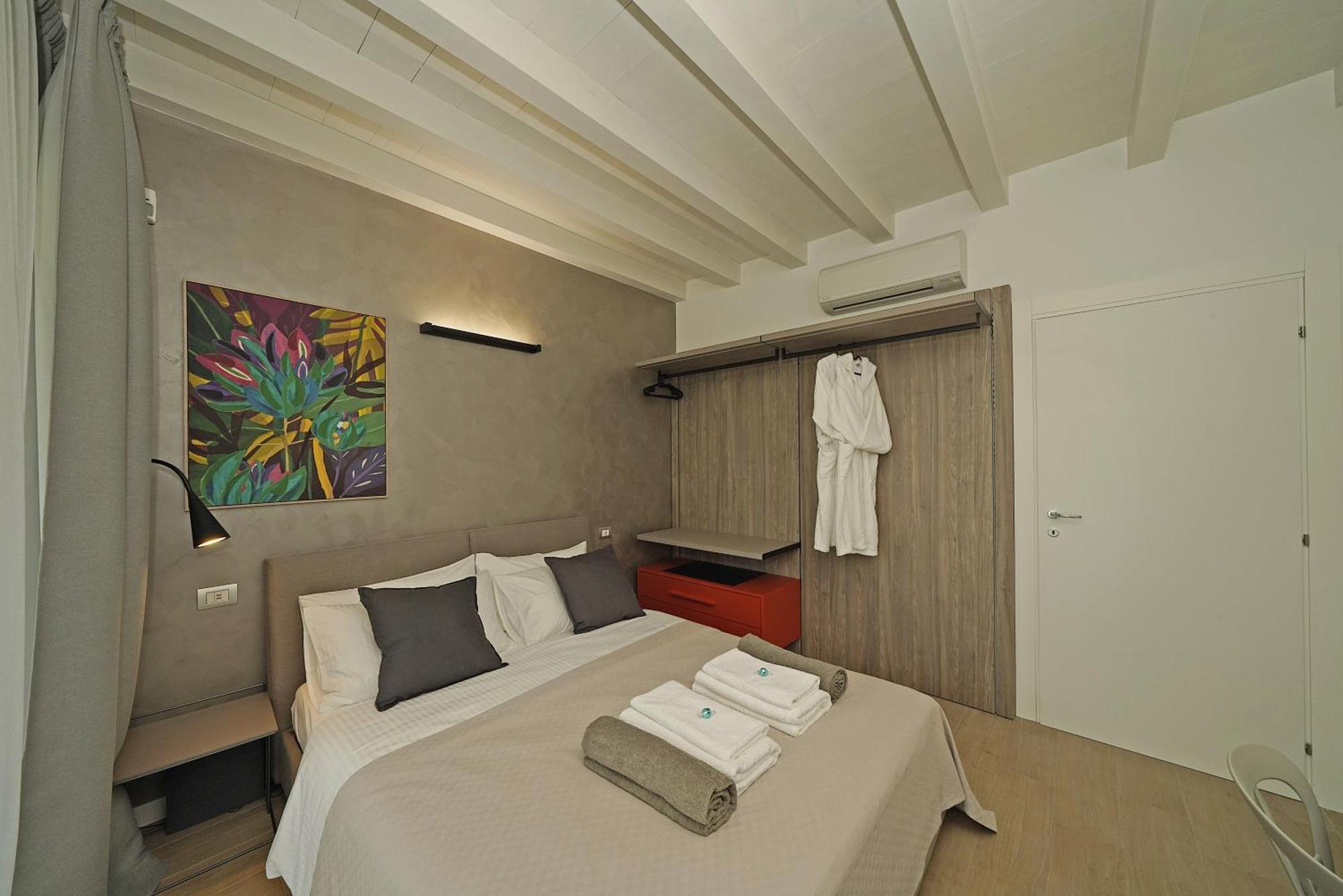 Alma Garda Home Sirmione Exteriör bild