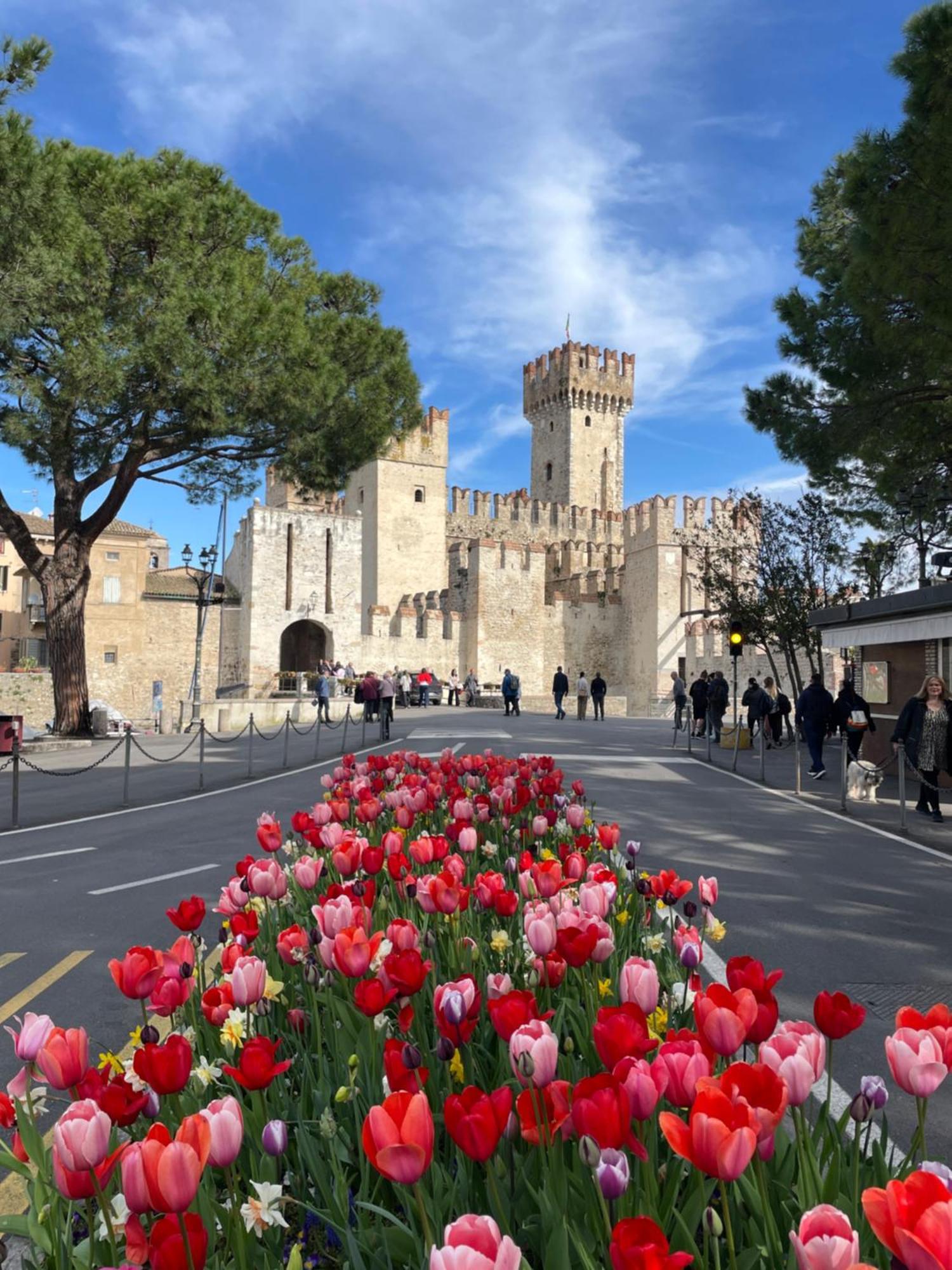 Alma Garda Home Sirmione Exteriör bild